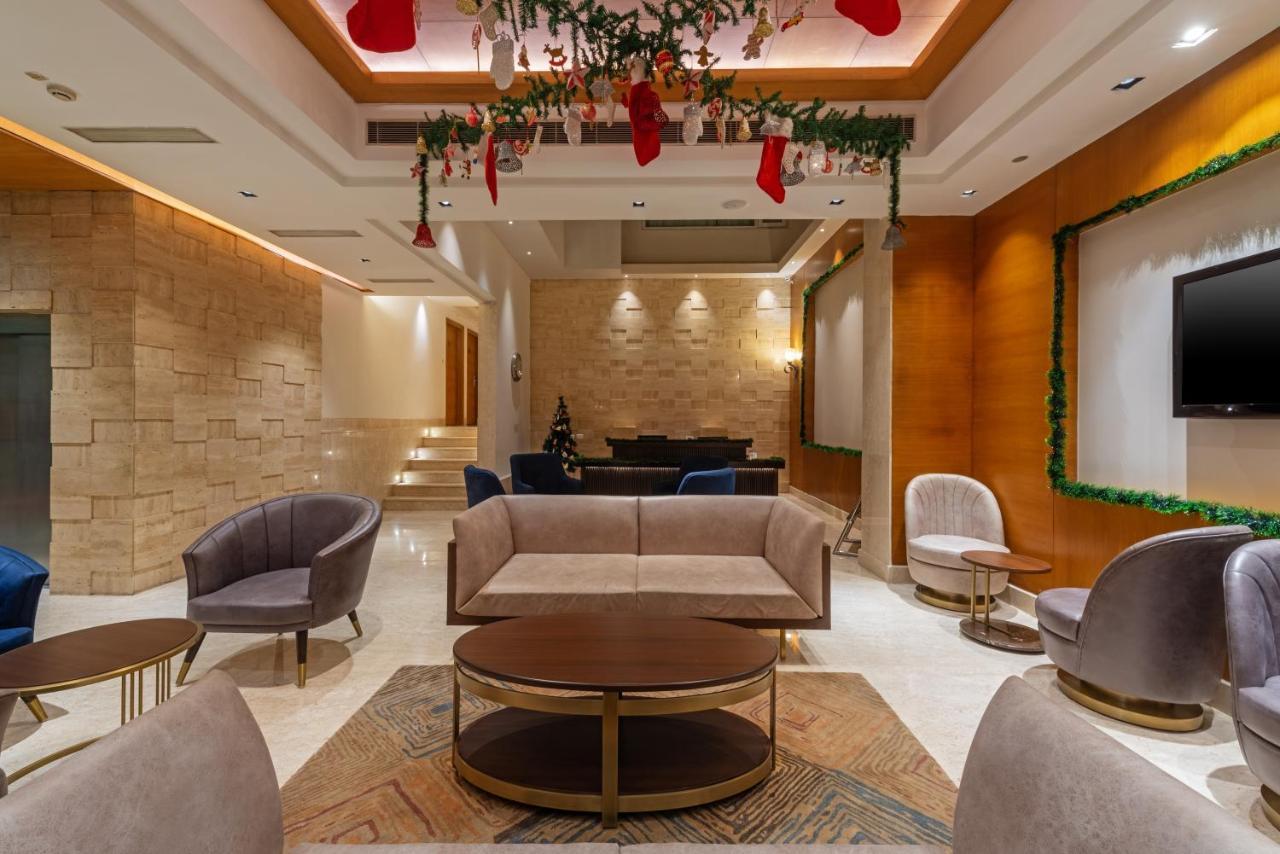 Hotel Saket 27 New Delhi Luaran gambar