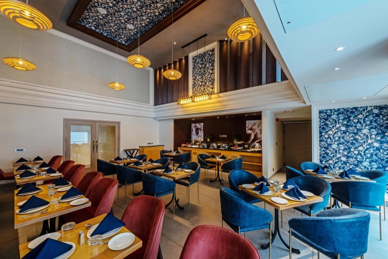 Hotel Saket 27 New Delhi Luaran gambar