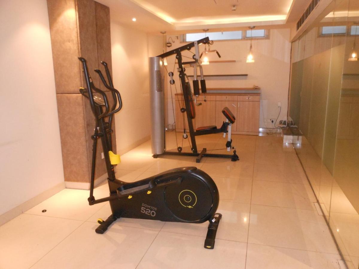 Hotel Saket 27 New Delhi Luaran gambar