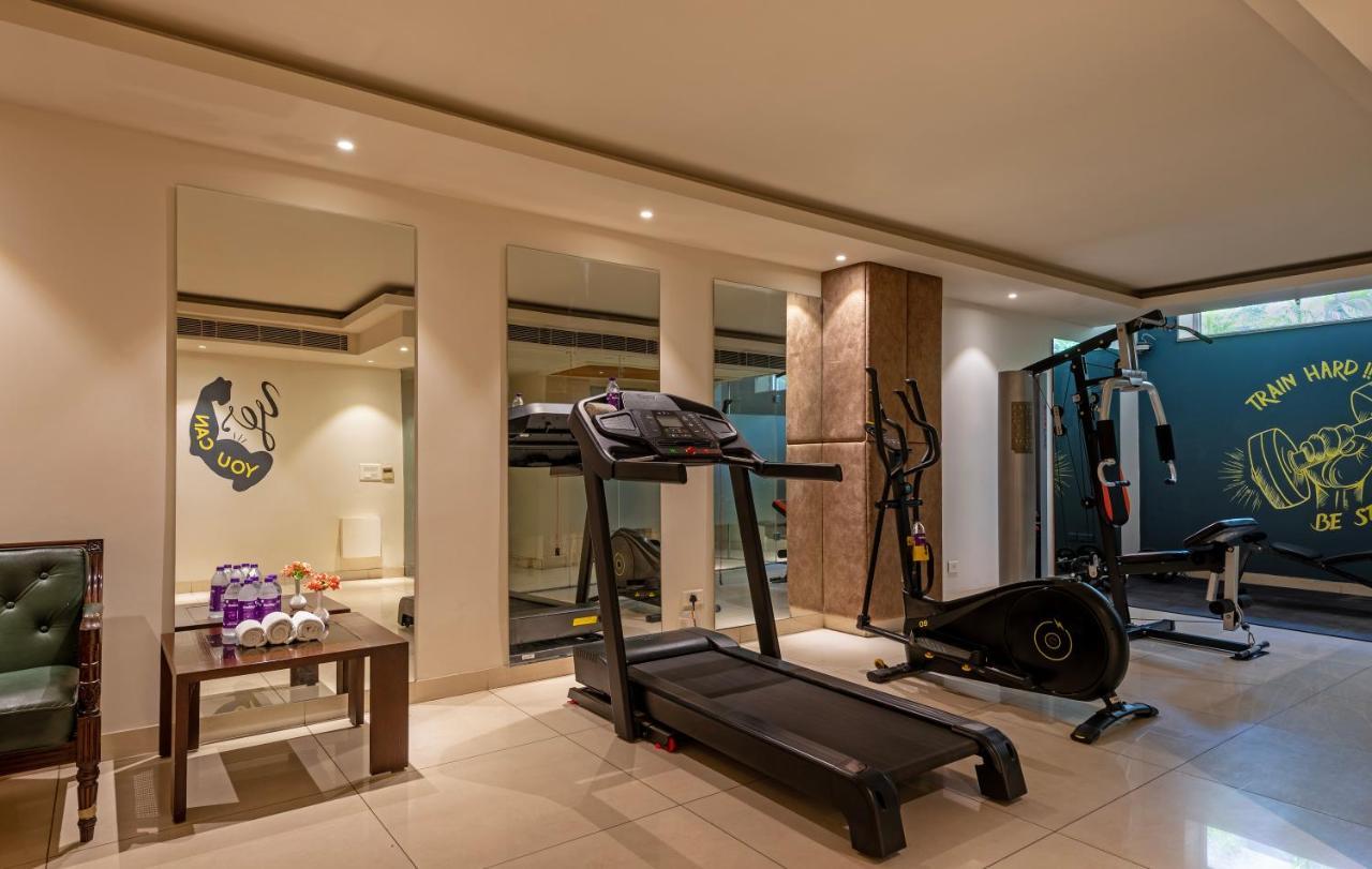 Hotel Saket 27 New Delhi Luaran gambar