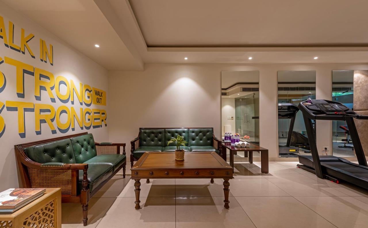 Hotel Saket 27 New Delhi Luaran gambar