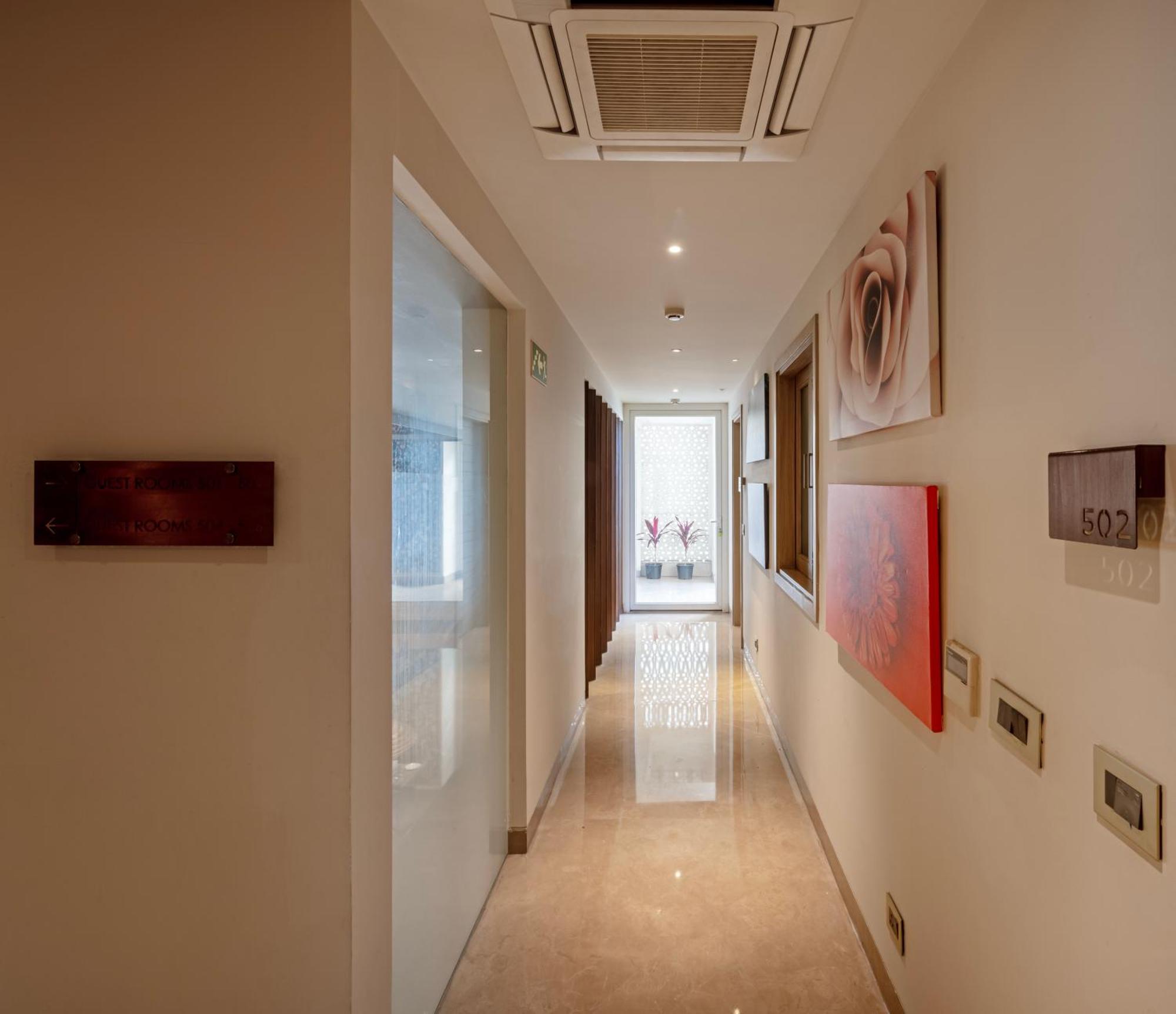 Hotel Saket 27 New Delhi Luaran gambar