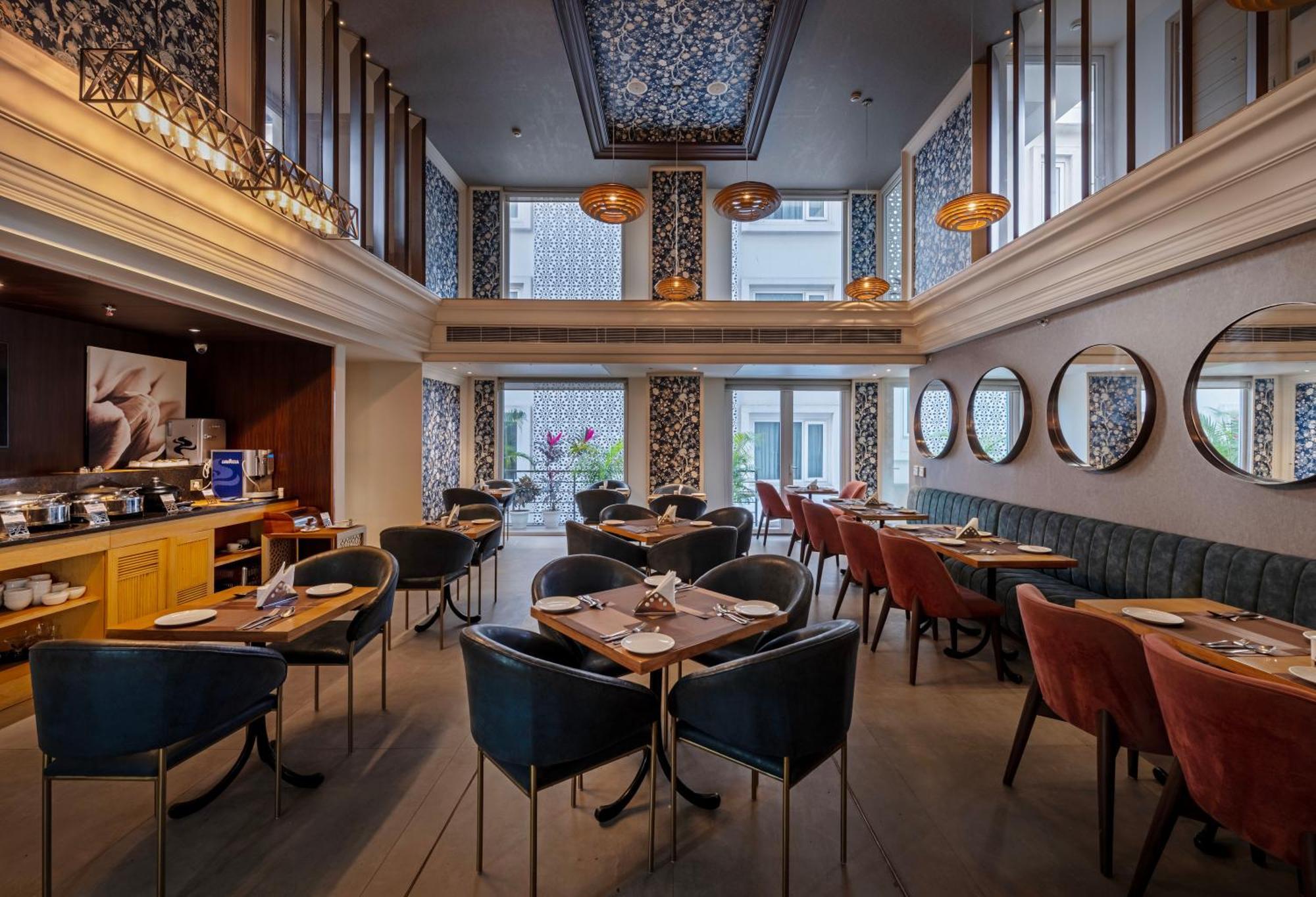 Hotel Saket 27 New Delhi Luaran gambar